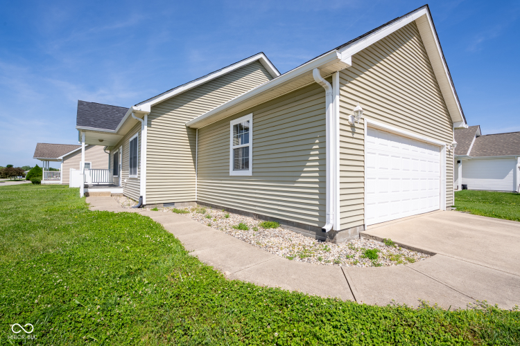 Listing Image 24
