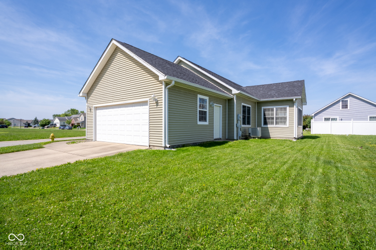 Listing Image 25