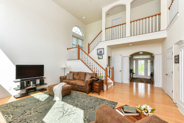 Listing Image 14