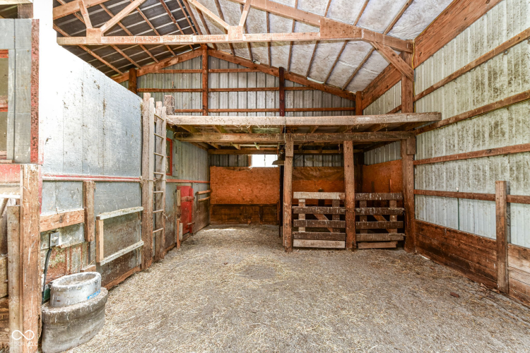 Listing Image 61