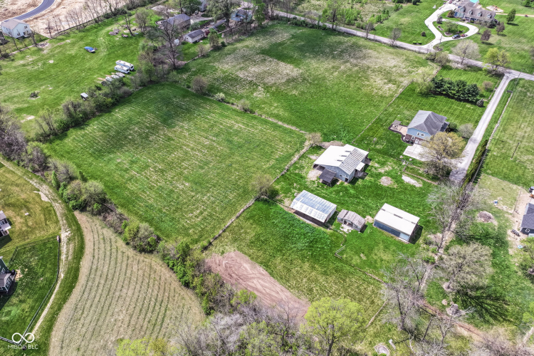 Listing Image 77