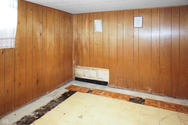 Listing Image 27