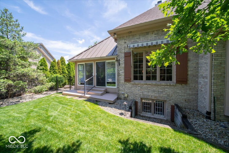 Listing Image 54