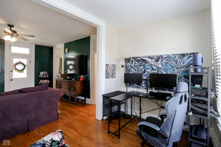 Listing Image 13