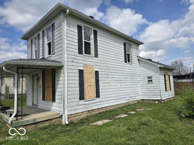 Listing Image 3