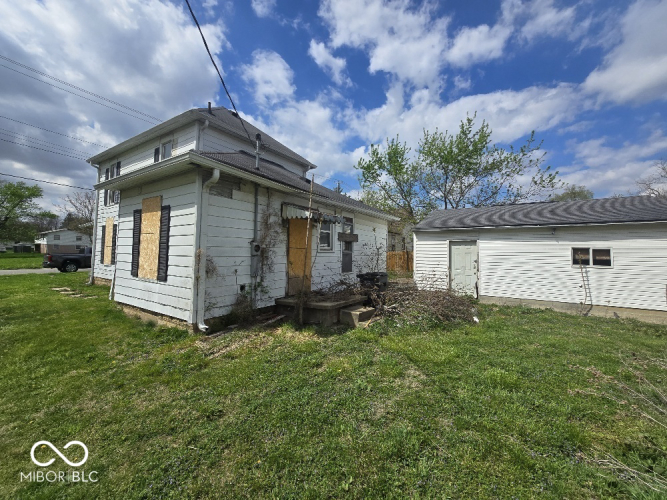 Listing Image 5