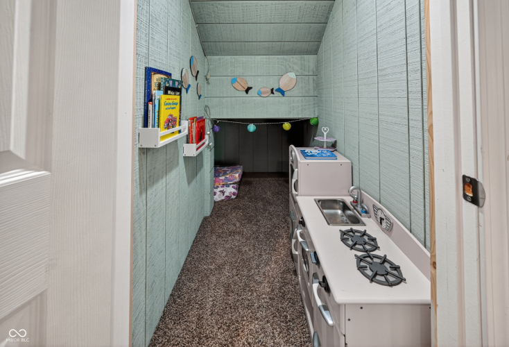 Listing Image 68