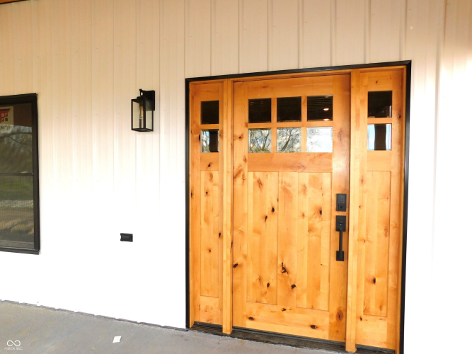 Listing Image 12