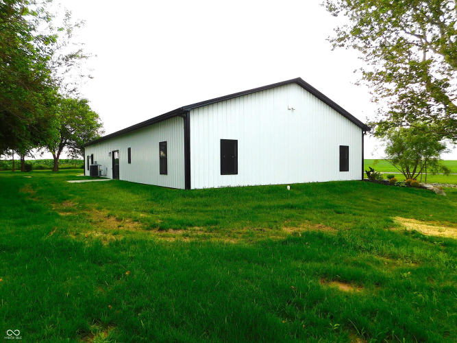 Listing Image 51