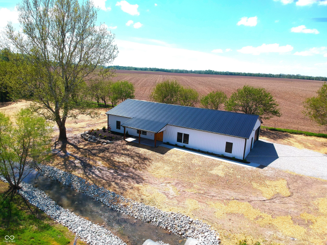 Listing Image 53