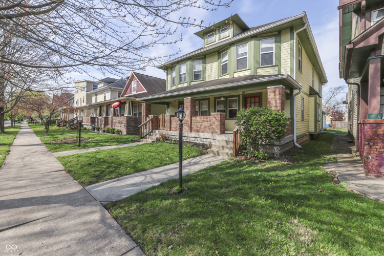 Listing Image 2