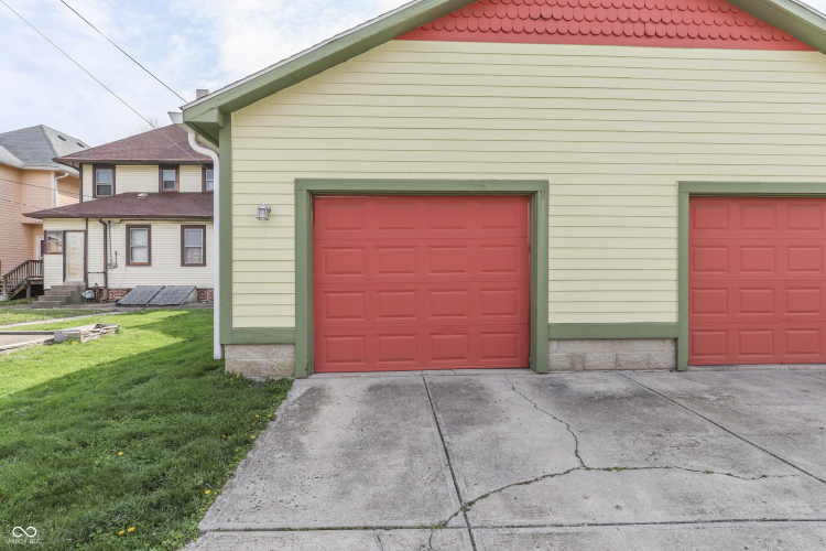 Listing Image 46
