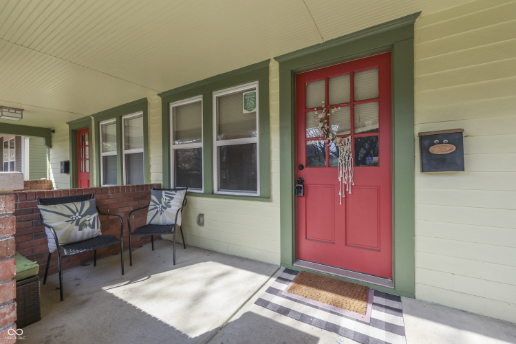 Listing Image 6