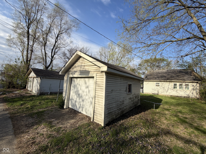 Listing Image 14