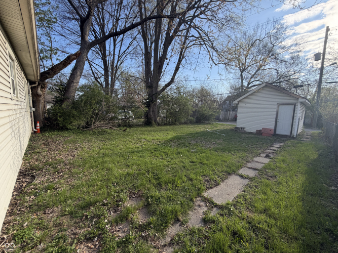 Listing Image 15