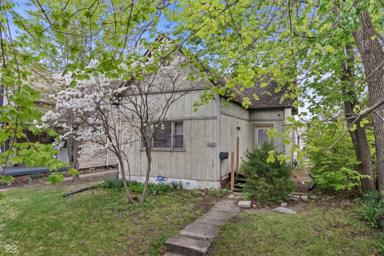 Listing Image 2