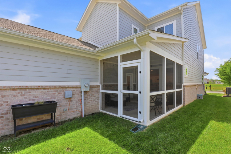 Listing Image 59