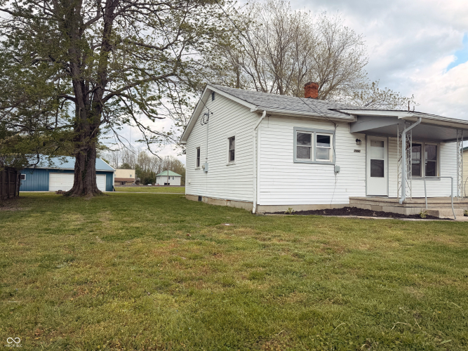 Listing Image 3