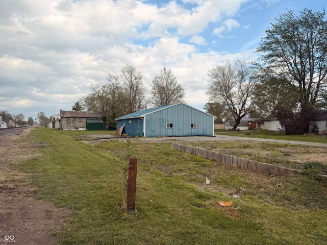 Listing Image 24