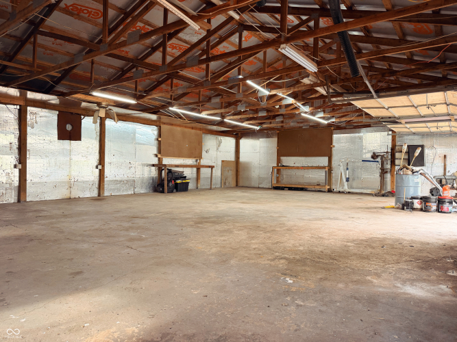 Listing Image 28