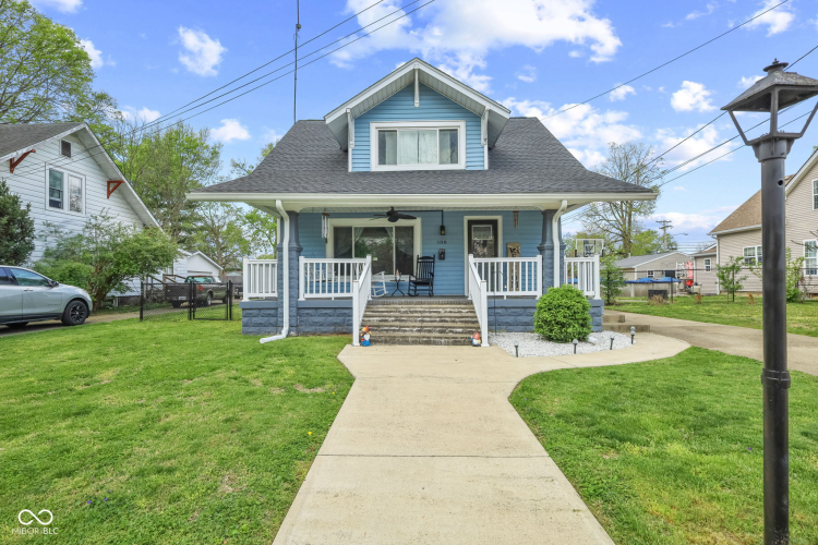 Listing Image 2