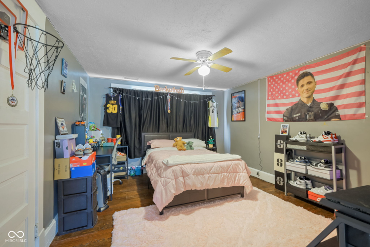 Listing Image 25