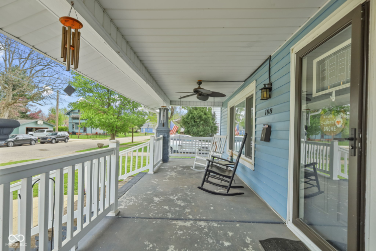 Listing Image 5