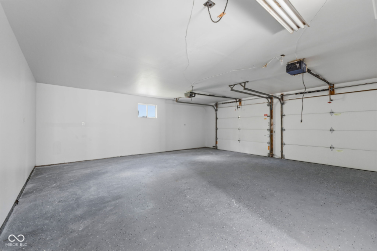 Listing Image 30