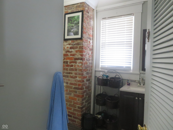 Listing Image 39