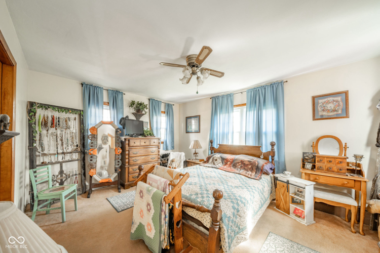 Listing Image 15