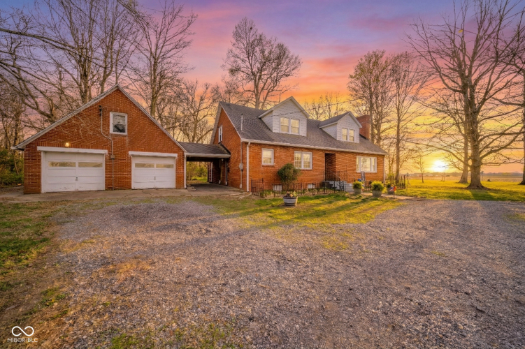 Listing Image 32