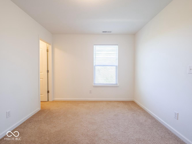 Listing Image 56