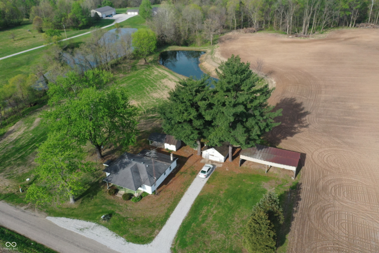 Listing Image 11