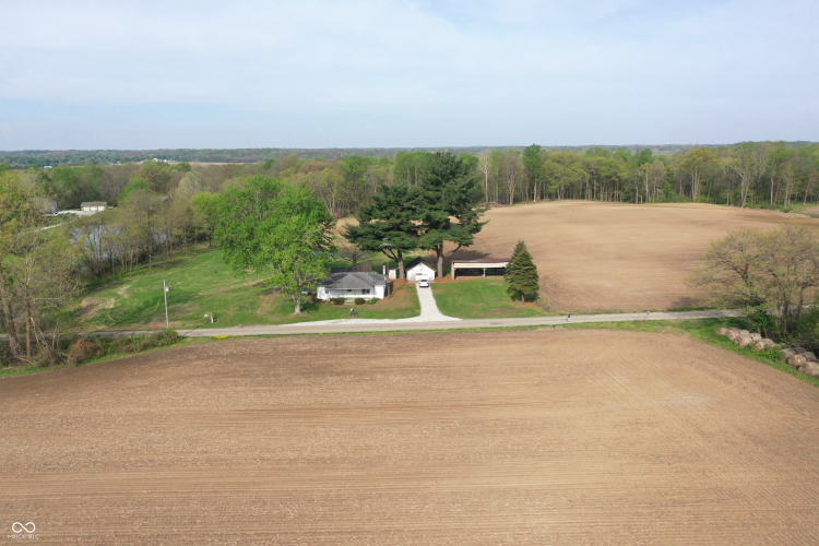 Listing Image 52