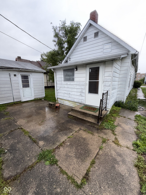 Listing Image 19