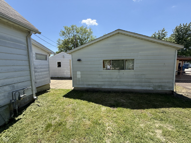 Listing Image 20