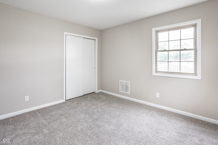 Listing Image 30