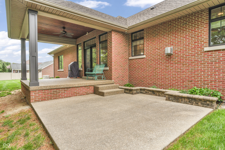 Listing Image 32