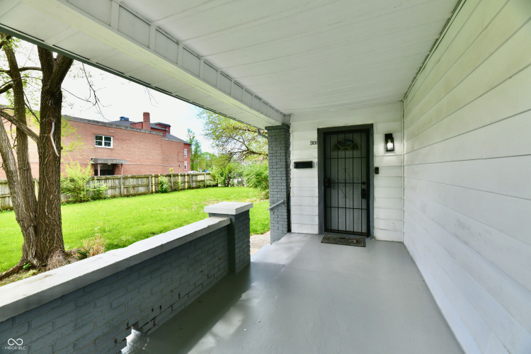 Listing Image 30