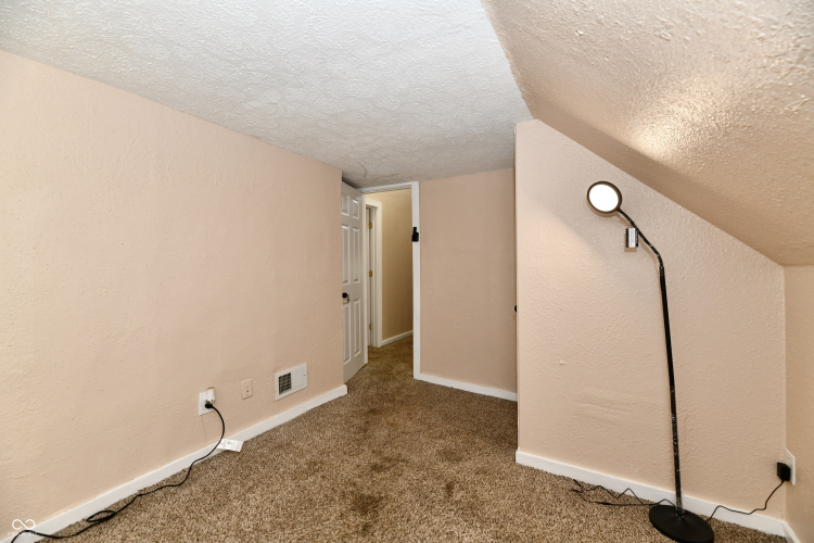 Listing Image 55