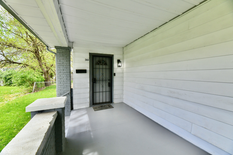 Listing Image 74