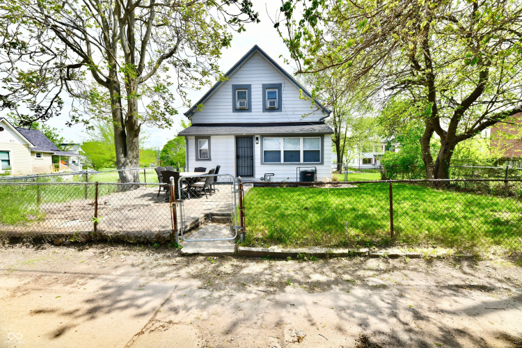 Listing Image 79