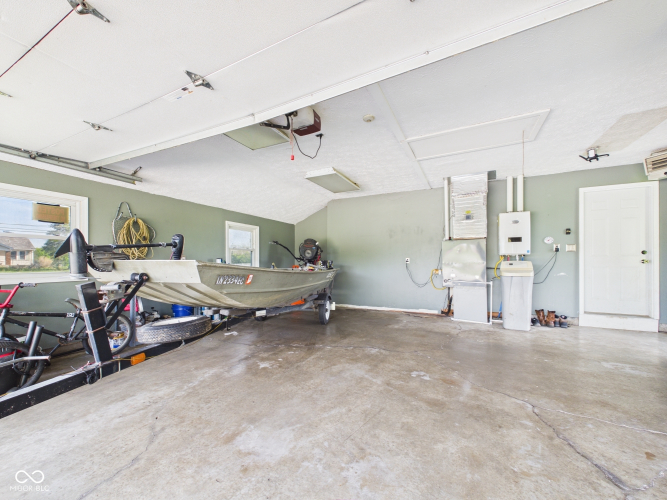 Listing Image 52
