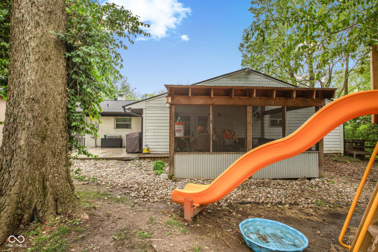 Listing Image 29