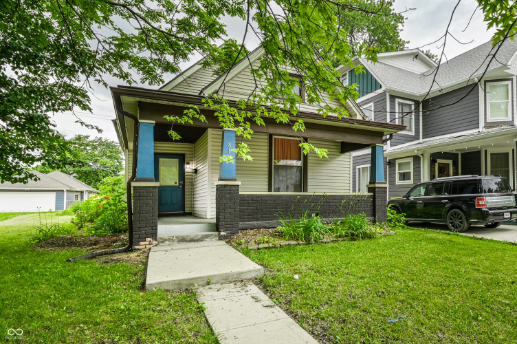 Listing Image 2