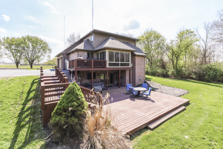 Listing Image 63