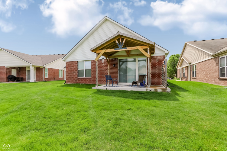 Listing Image 43