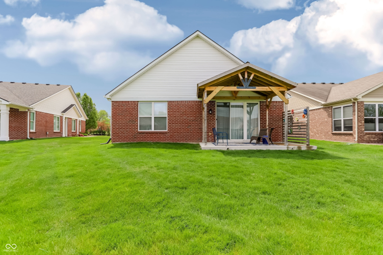 Listing Image 44