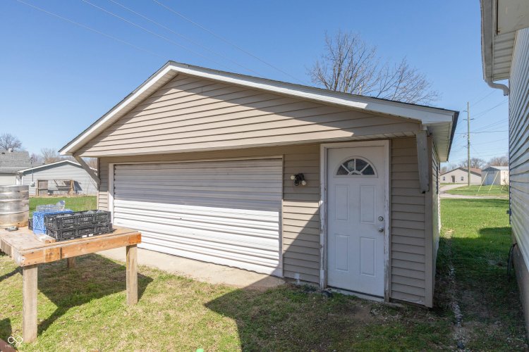 Listing Image 25