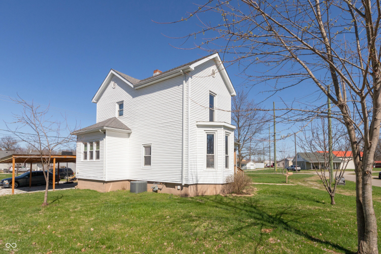Listing Image 27